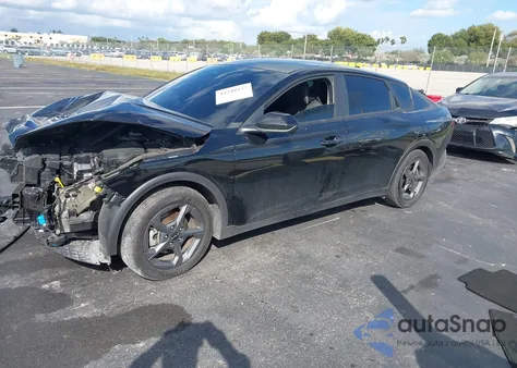 2025 Kia K4 Lxs z USA, uszkodzony, nr VIN 3KPFT4DE9SE089317